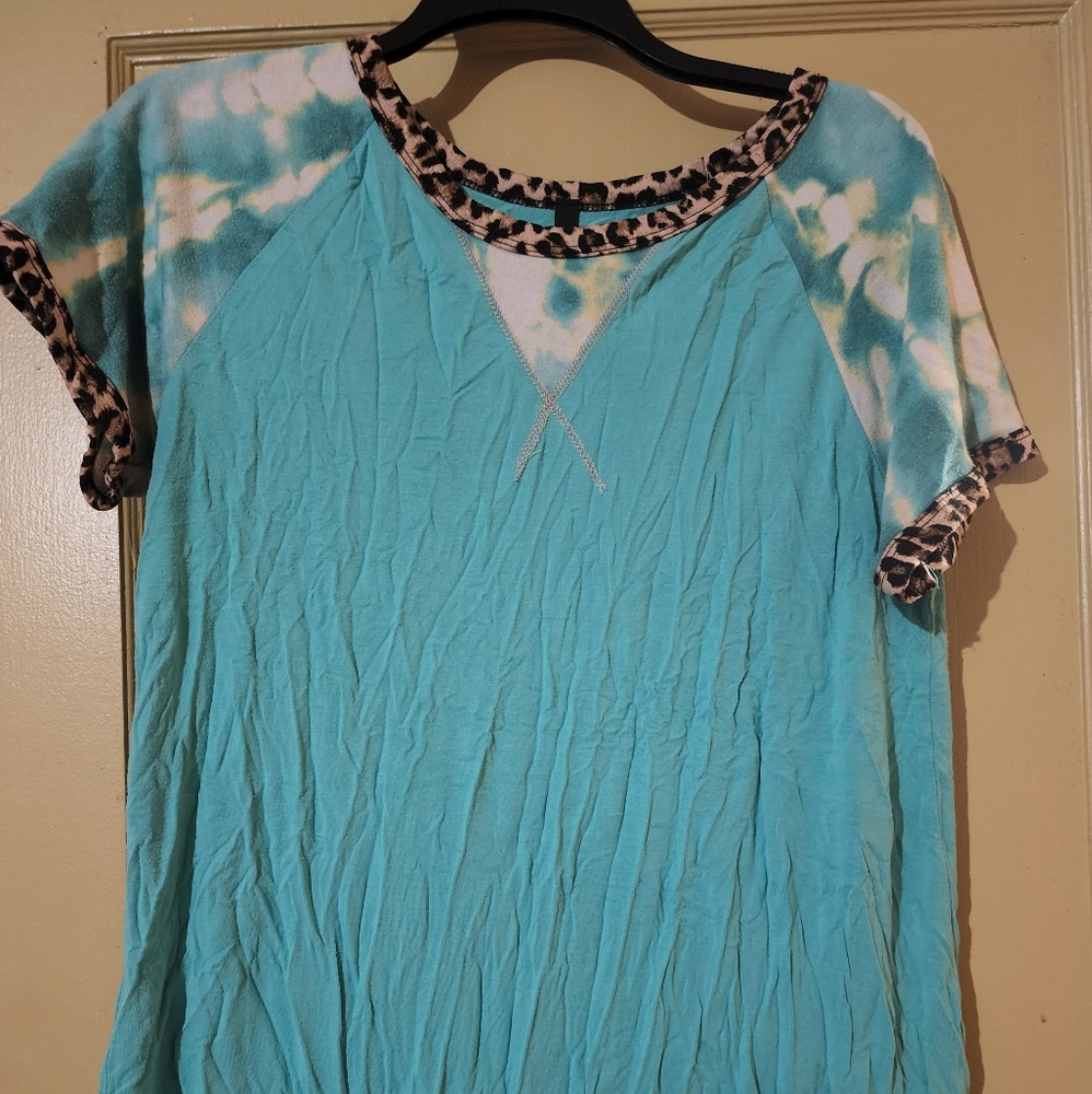 Women's top. Excellent condition. Sz L